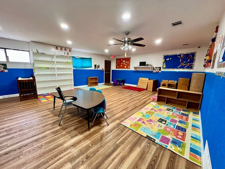 More Photos Of 208 S Allen Heights Dr, Allen Daycare Center For Sale