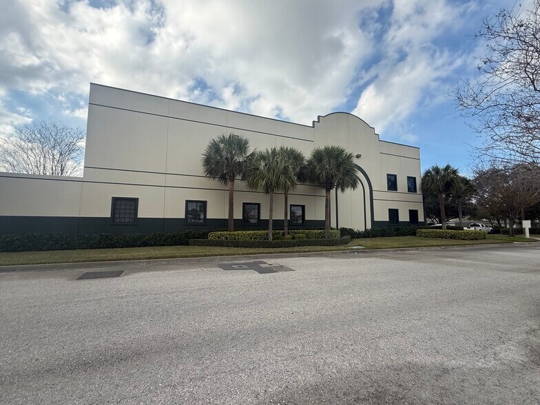 More Photos Of 8222 118th Ave, Largo Warehouse For Sale