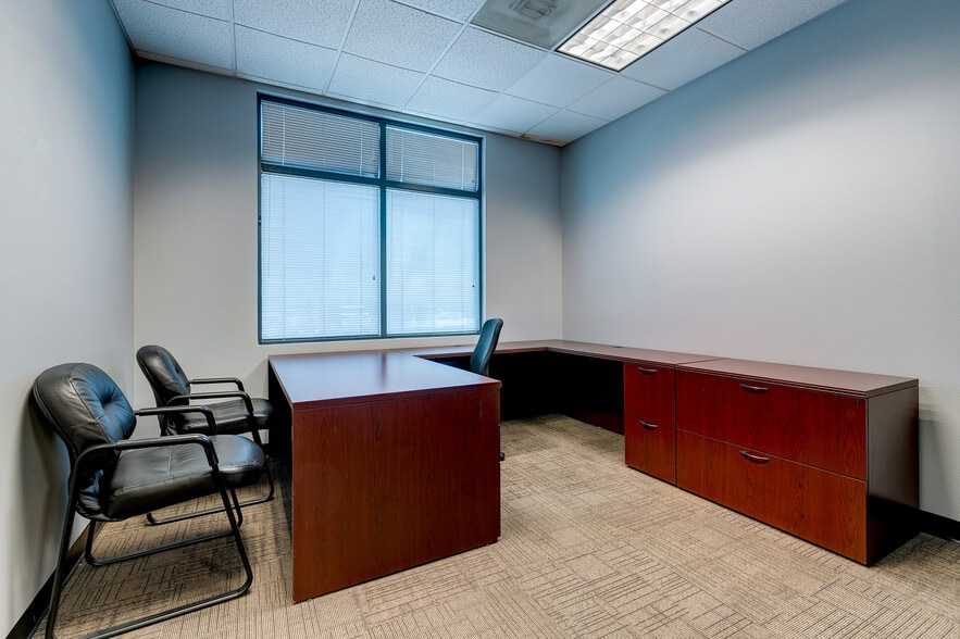 More Photos Of 10750 W Charleston Blvd, Las Vegas Office For Lease
