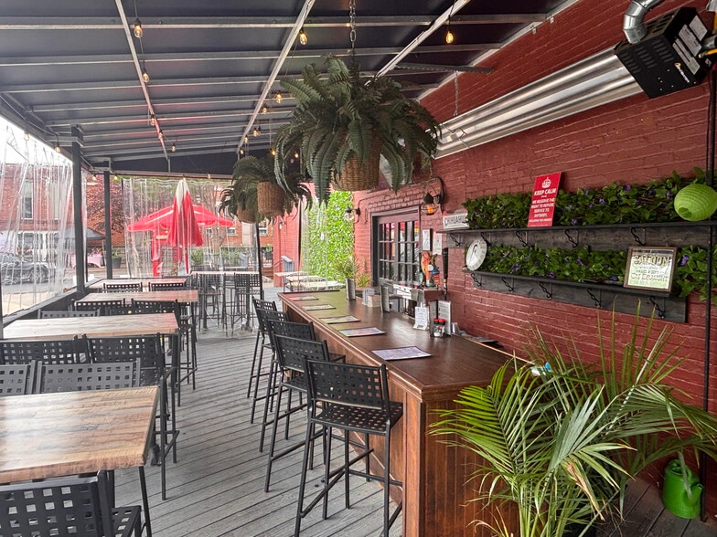 More Photos Of 29 Jones St, Norcross Restaurant For Sale