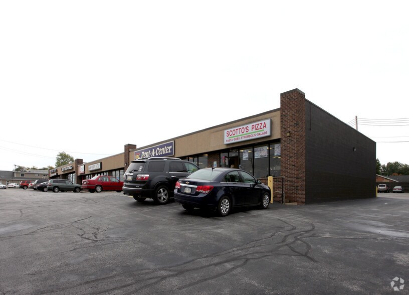 More Photos Of 2090-2160 E State St, Hermitage Unknown For Lease