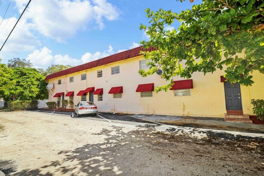 More Photos Of 1545 Miami Rd, Fort Lauderdale Apartments For Sale