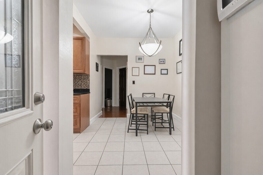 More Photos Of 1840 21st Dr, Astoria Apartments For Sale