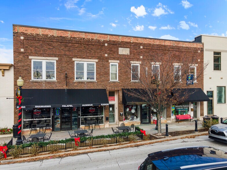 More Photos Of 14 W Main St, Carmel Storefront Retail Office For Sale