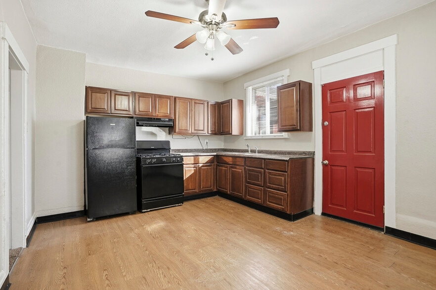 More Photos Of 303 Hooker St, Denver Apartments For Sale