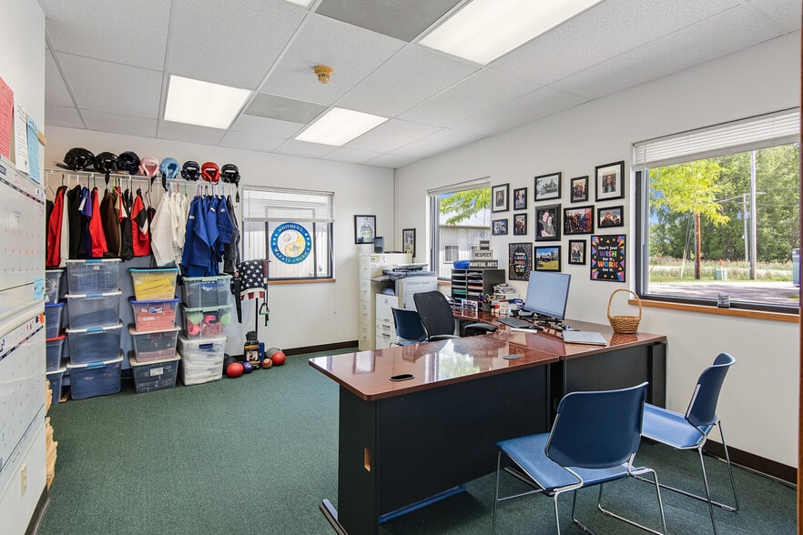 More Photos Of 2270 Salscheider Ct, Howard Warehouse For Sale