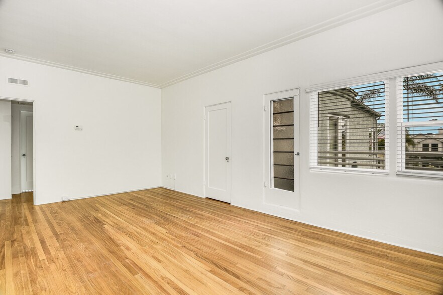 More Photos Of 349-363 D Ave, Coronado Apartments For Sale