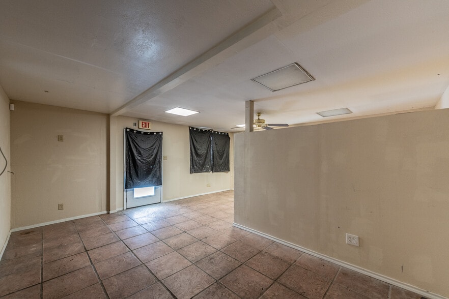 More Photos Of 1006 West Ave, San Antonio Freestanding For Sale