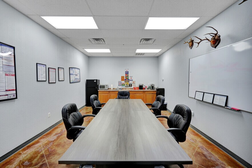 More Photos Of 8501 N FM 1788, Midland Warehouse For Sale