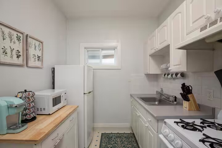 More Photos Of 115 Claremont Ave, Buffalo Multifamily For Sale