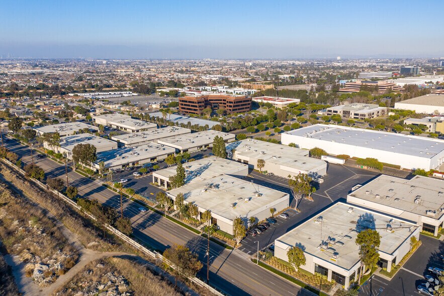 More Photos Of 19160-19168 Van Ness Ave, Torrance Research And Development For Lease