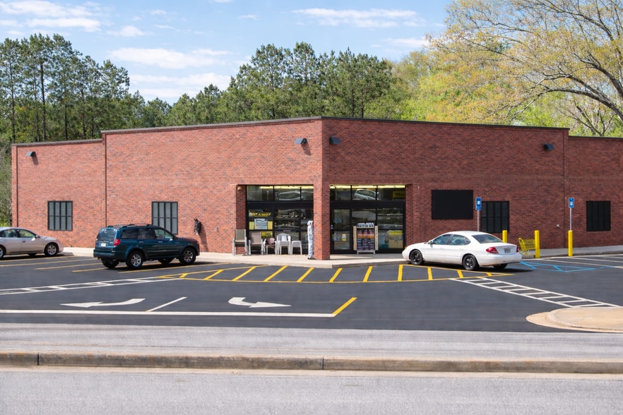 Primary Photo Of 980 N Indian Creek Dr, Clarkston Freestanding For Sale