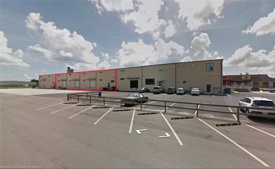 More Photos Of 110-112 W Interlake Blvd, Lake Placid Warehouse For Lease