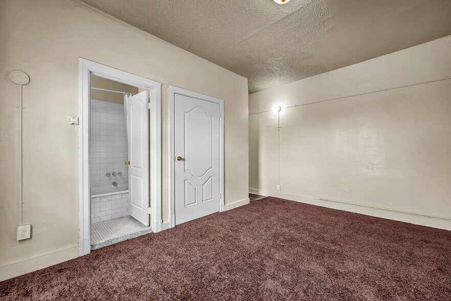 More Photos Of 5734 Broadway, Los Angeles Storefront Retail Residential For Sale