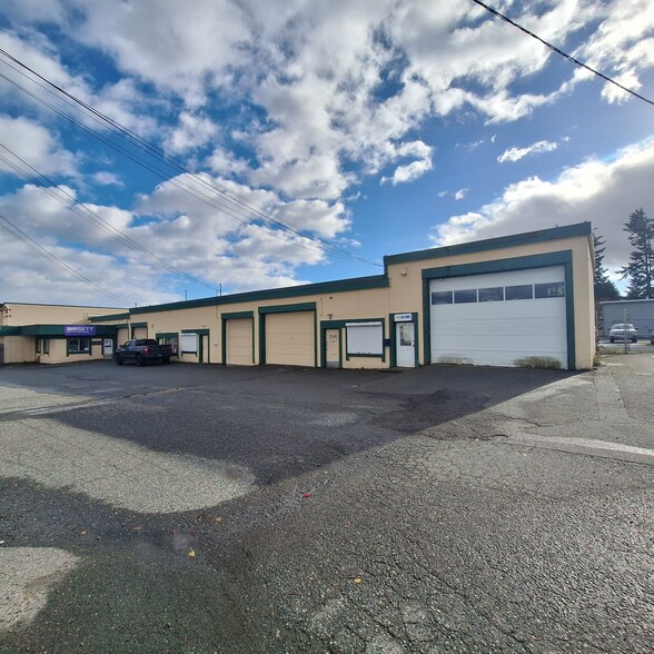 Primary Photo Of 1730 Brotherston Rd, Nanaimo Industrial For Lease