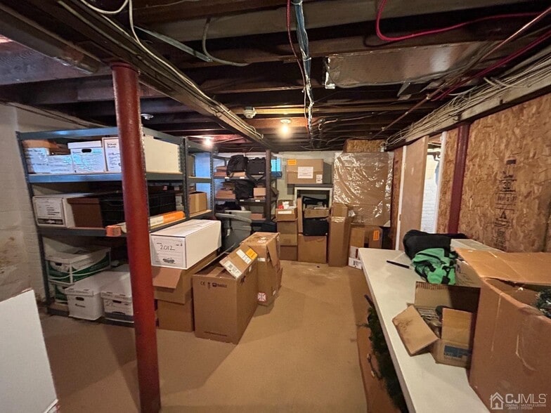 More Photos Of 227 Main St, Woodbridge Office For Sale