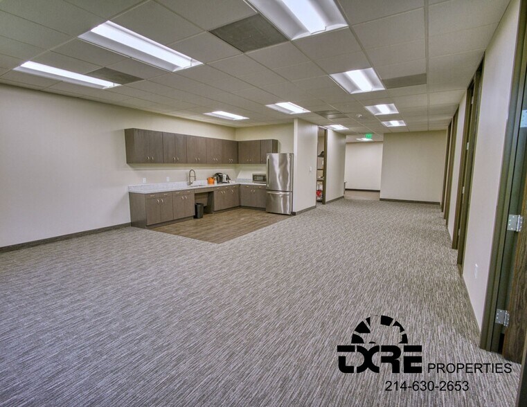 More Photos Of 2401 E Randol Mill Rd, Arlington Office For Lease