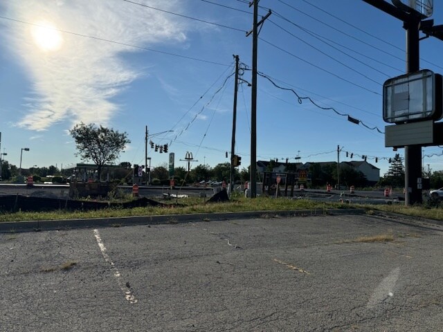 More Photos Of 2625 Rock Creek Blvd, Joliet Fast Food For Sale