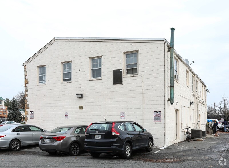 More Photos Of 150-156 Hillwood Ave, Falls Church Office For Lease