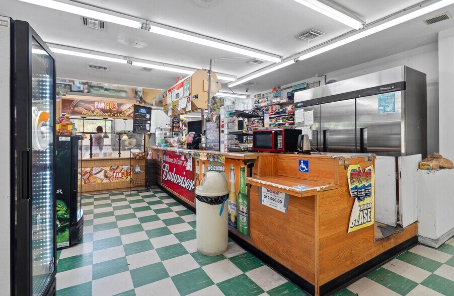 More Photos Of 17851-17859 NW 78th Ave, Miami General Retail For Sale