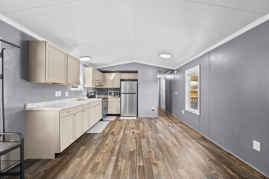 More Photos Of 9572 Hwy 41 W, Pink Hill Land For Sale