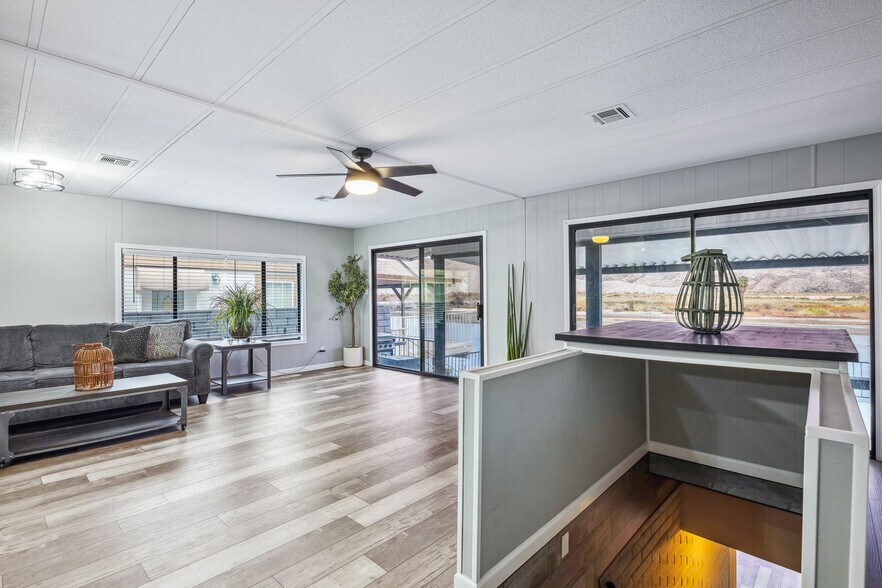 More Photos Of 1837 Riverside Dr, Bullhead City Specialty For Sale