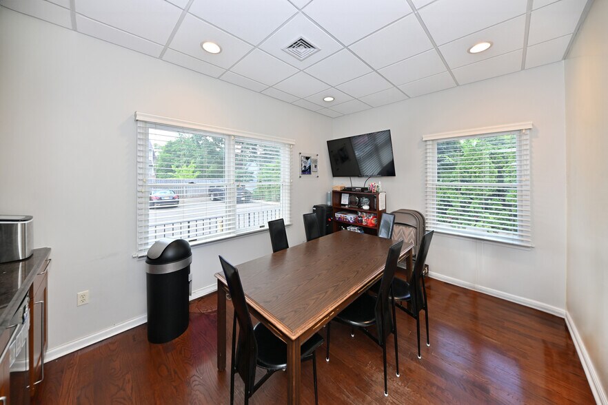 More Photos Of 253 Madison Ave, Wyckoff Storefront Retail Residential For Sale