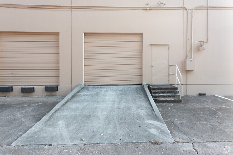 More Photos Of 1022 Wirt Rd, Houston Unknown For Lease