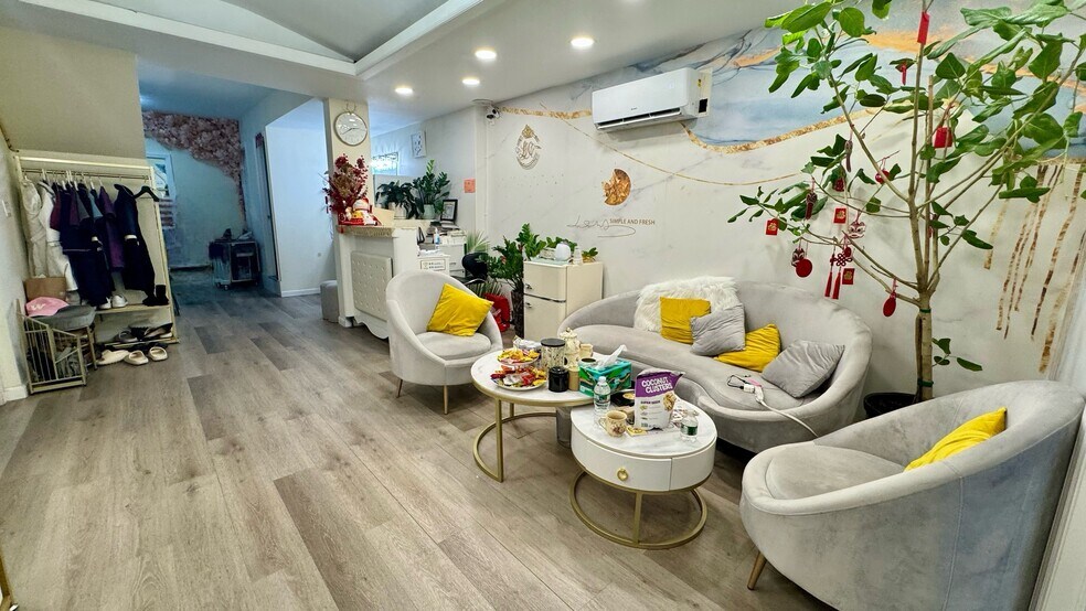 More Photos Of 36-14 Union St, Flushing Storefront Retail Office For Sale