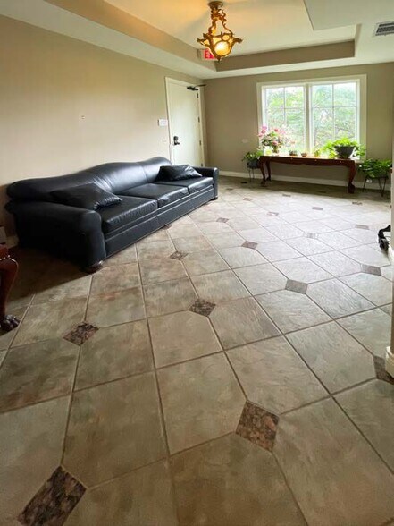 More Photos Of 4810 Spicewood Springs Rd, Austin Medical For Sale