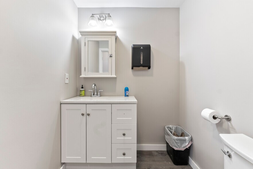 More Photos Of 2204 Woodbury Ave, Newington Office For Sale