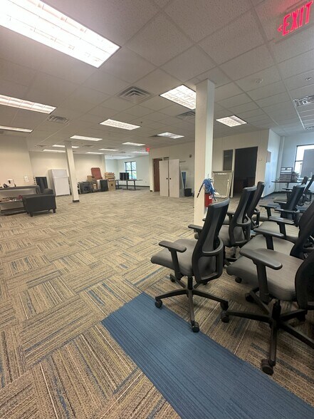 More Photos Of 7202 Slide Rd, Lubbock Medical For Sale