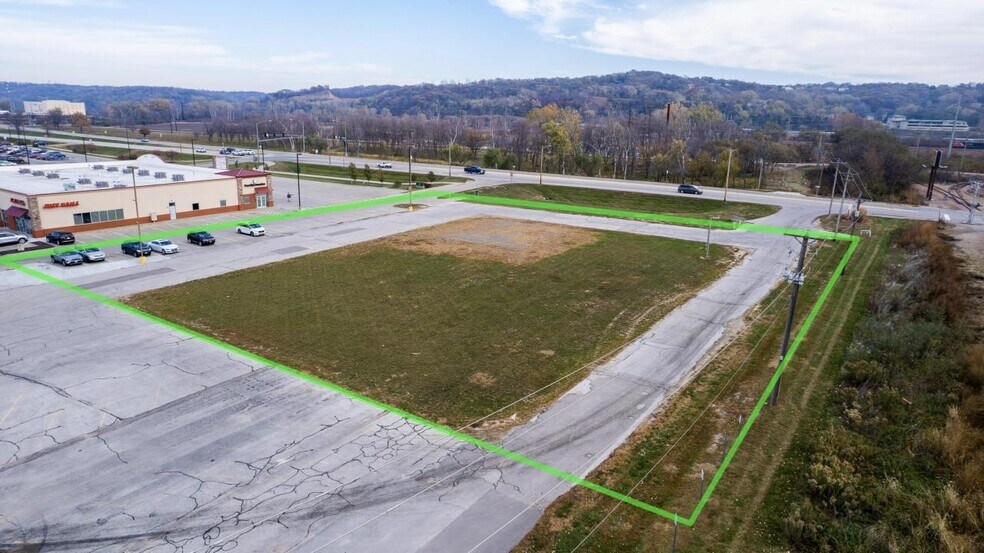 More Photos Of 1702 N 16th St, Council Bluffs Land For Sale