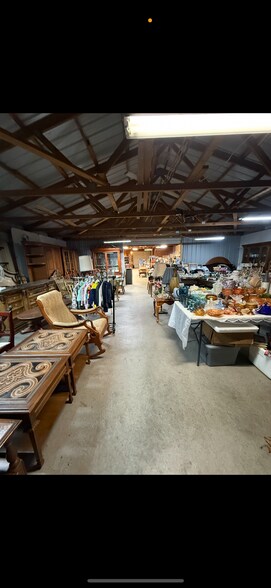 More Photos Of 135 Dixon Springs Hwy, Carthage Convenience Store For Sale