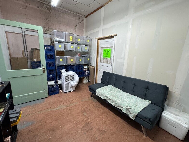 More Photos Of 87 S Main St, Keenesburg Storefront For Sale