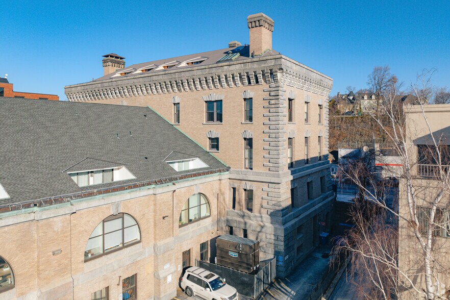 More Photos Of 92 High St, Medford Medical For Sale