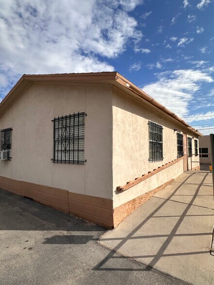 More Photos Of 7722 North Loop Dr, El Paso Specialty For Sale