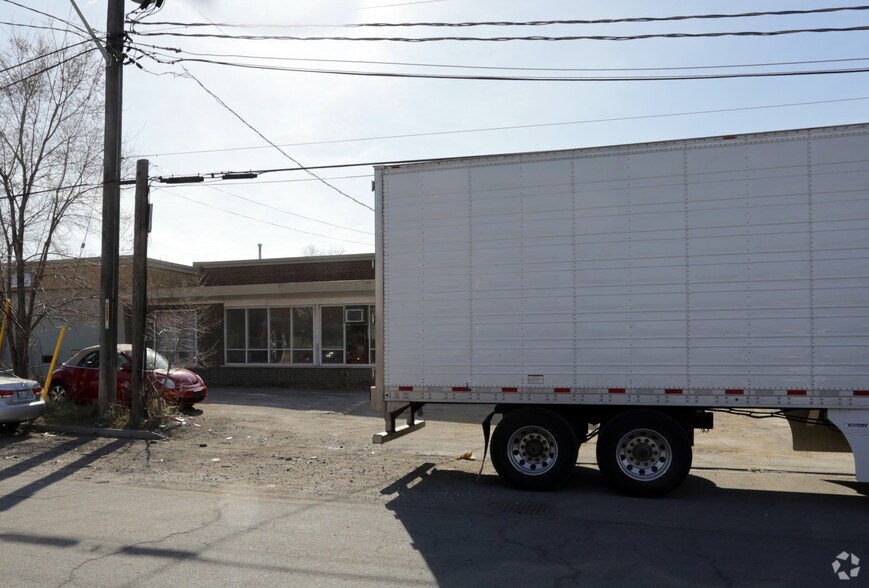 More Photos Of 1888 Mattawa Ave, Mississauga Manufacturing For Sale