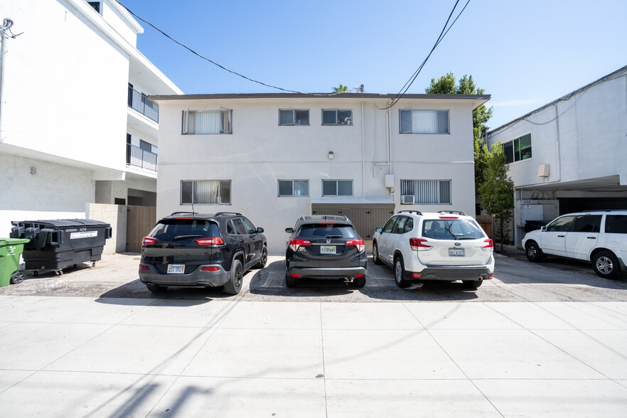 More Photos Of 1434 15th St, Santa Monica Apartments For Sale
