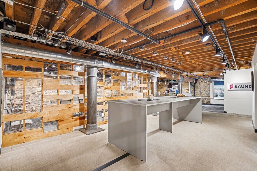 More Photos Of 1660 17th St, Denver Office Residential For Sale