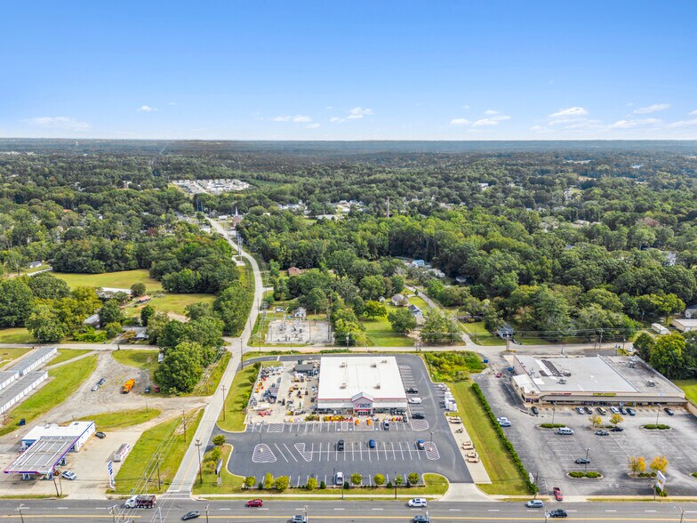 More Photos Of 391 N Main St, Woodruff Freestanding For Sale