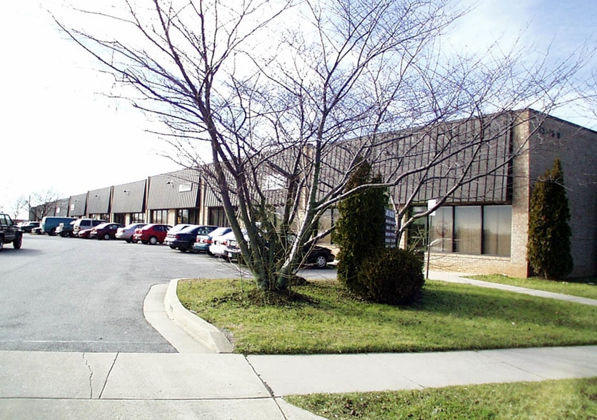 More Photos Of 7822-7860 Beechcraft Ave, Gaithersburg Light Manufacturing For Sale