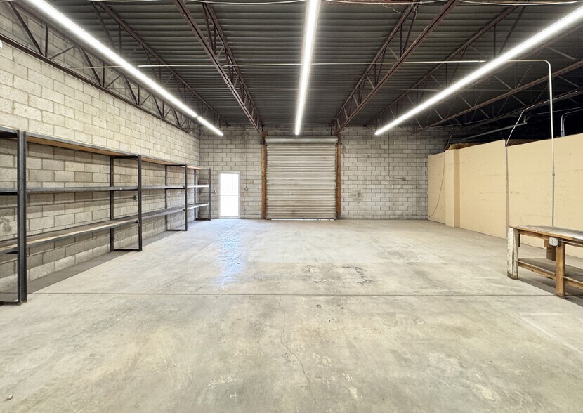 More Photos Of 9600 Bell Ave, Albuquerque Office For Sale