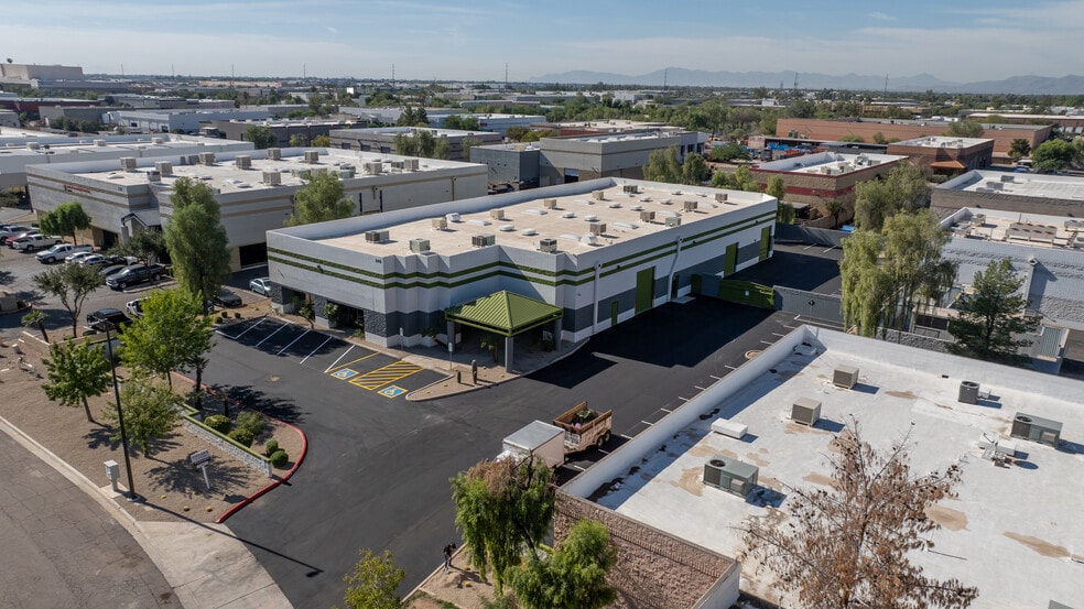 Primary Photo Of 240 N Sunway Dr, Gilbert Manufacturing For Lease