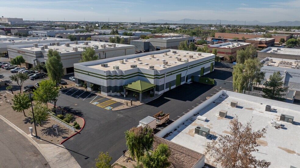 Primary Photo Of 240 N Sunway Dr, Gilbert Manufacturing For Lease