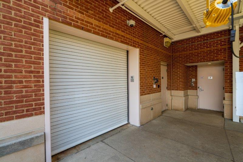 More Photos Of 5400 New Albany Rd, New Albany Office For Lease