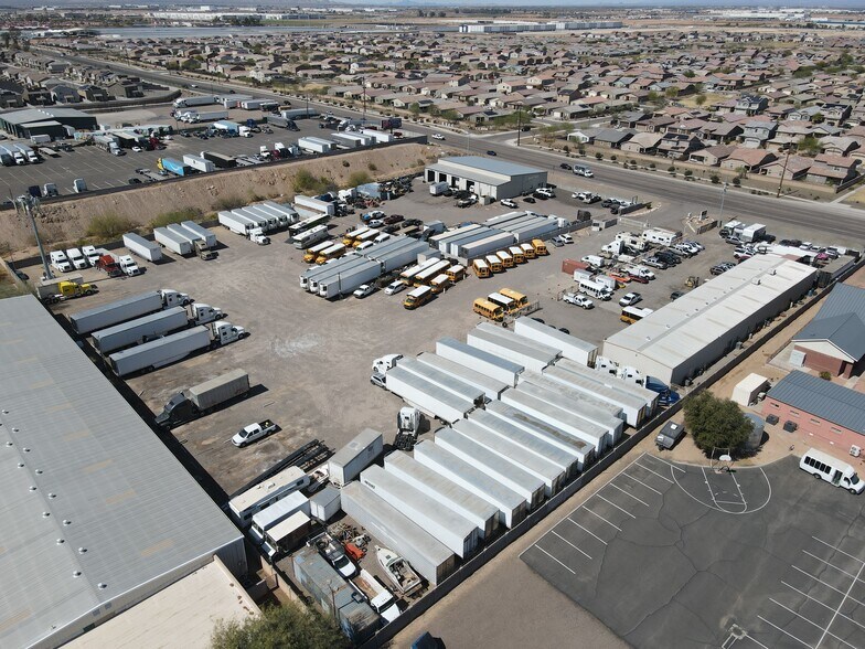 More Photos Of 12405 W Glendale Ave, Glendale Truck Terminal For Sale