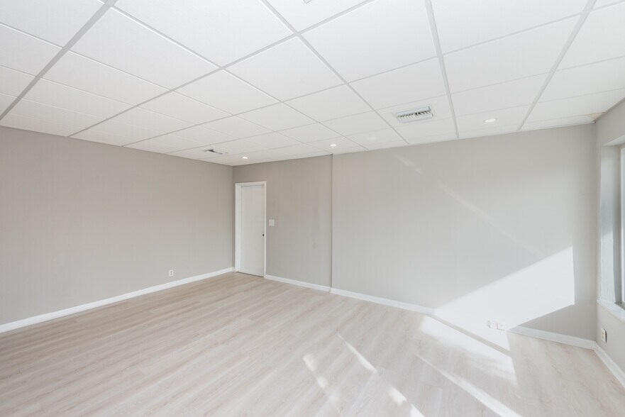 More Photos Of 1919-1925 E Atlantic Blvd, Pompano Beach Medical For Lease