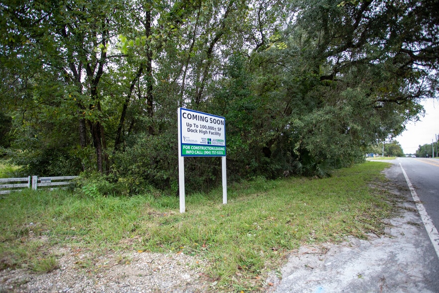 More Photos Of 10350 Alta Dr, Jacksonville Warehouse For Lease