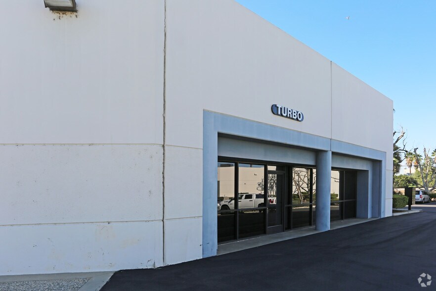 More Photos Of 1300 Pioneer St, Brea Warehouse For Lease